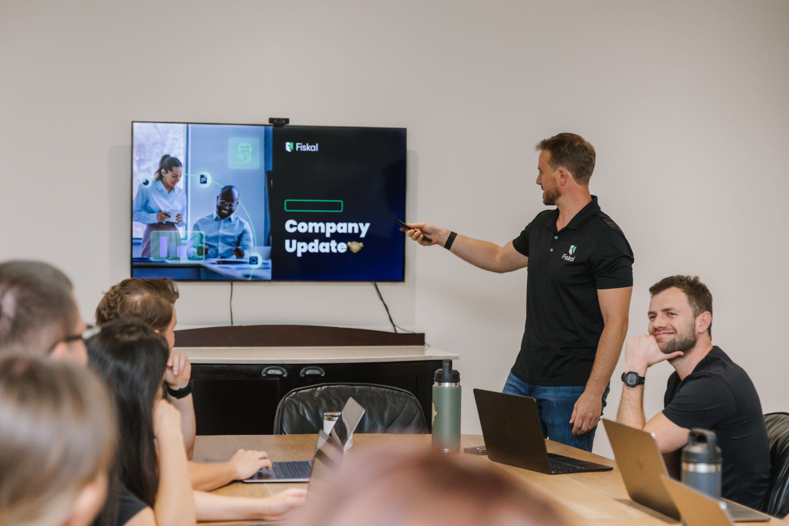 Cin7 Month-End Close: Why It Slows Down in Xero & QuickBooks